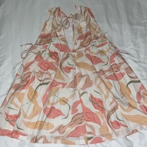 Abercrombie and Fitch women’s size medium mini dress in pink pattern